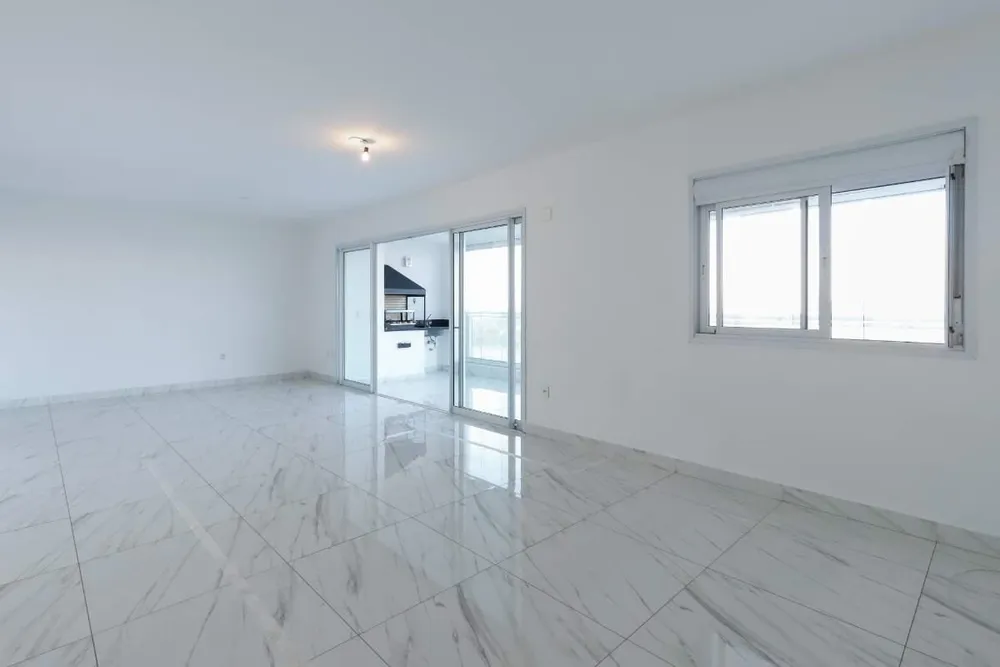 Apartamento, 3 quartos, 241 m² - Foto 1