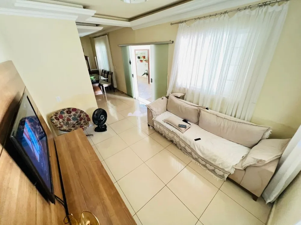 Casa, 3 quartos, 360 m² - Foto 2