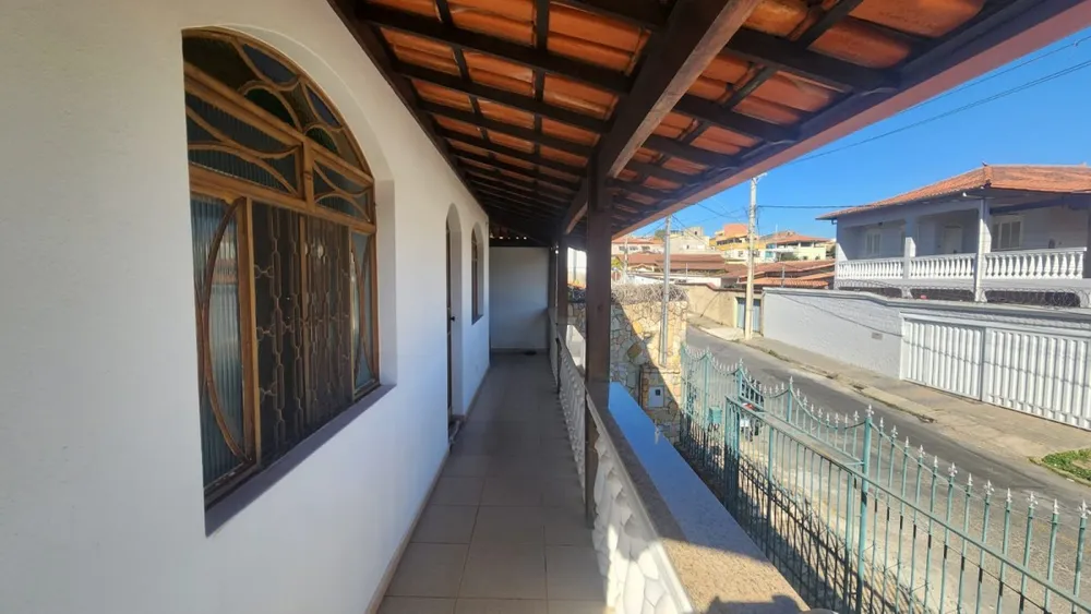 Casa, 3 quartos, 300 m² - Foto 3