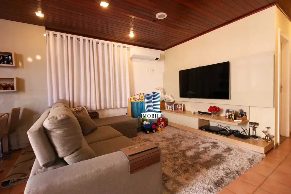 Cobertura, 3 quartos, 246 m² - Foto 2