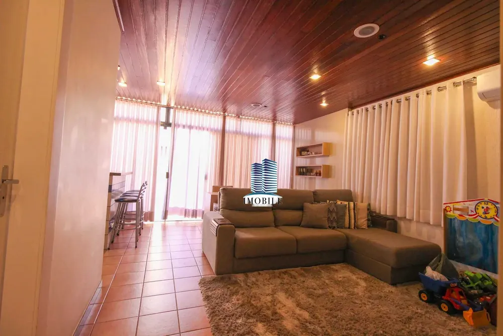 Cobertura, 3 quartos, 246 m² - Foto 3