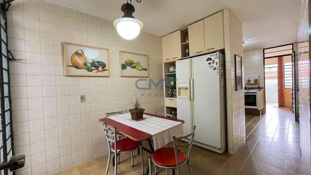 Casa, 4 quartos, 256 m² - Foto 8