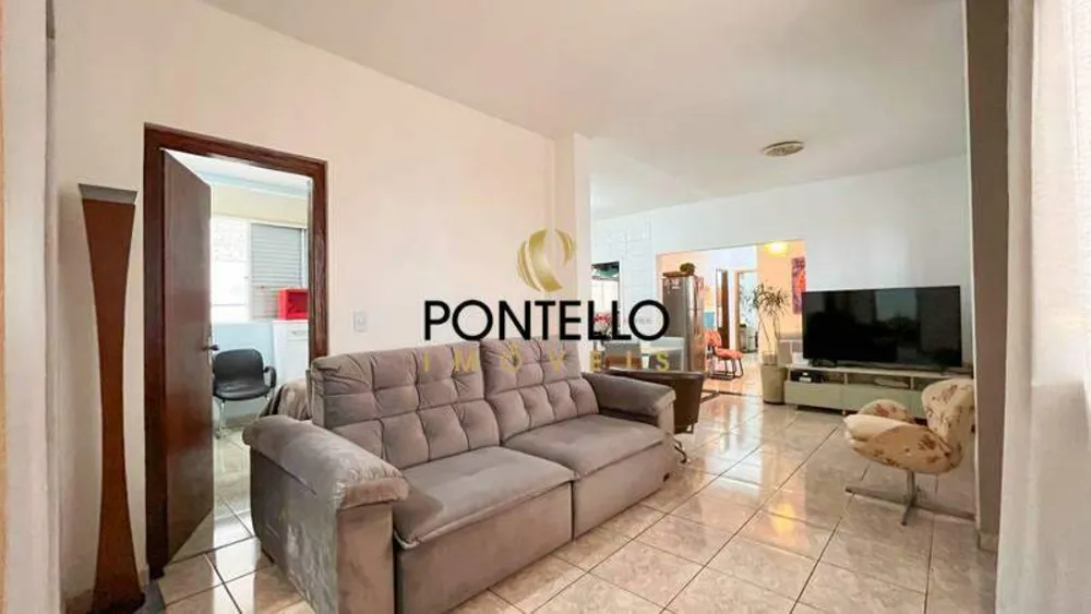 Casa, 5 quartos, 395 m² - Foto 1