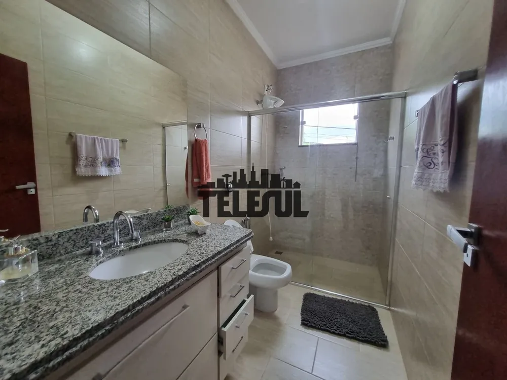 Casa, 3 quartos, 245 m² - Foto 12