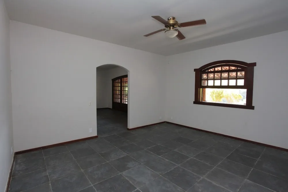 Sítio, 4 quartos, 106684 m² - Foto 12