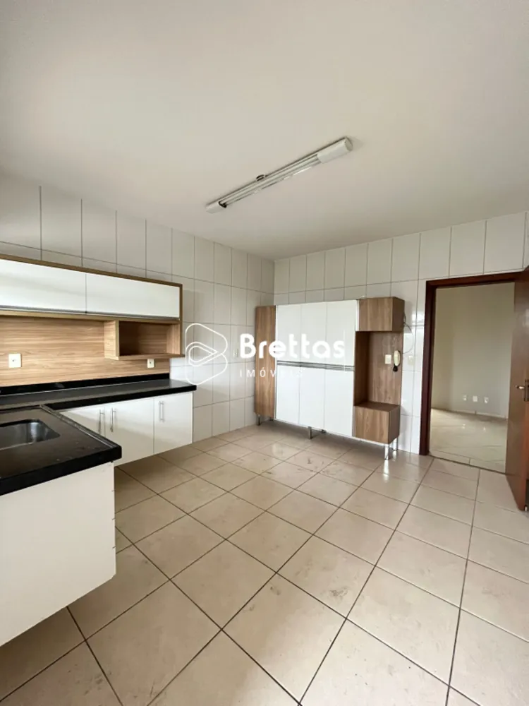 Apartamento, 2 quartos, 75 m² - Foto 1