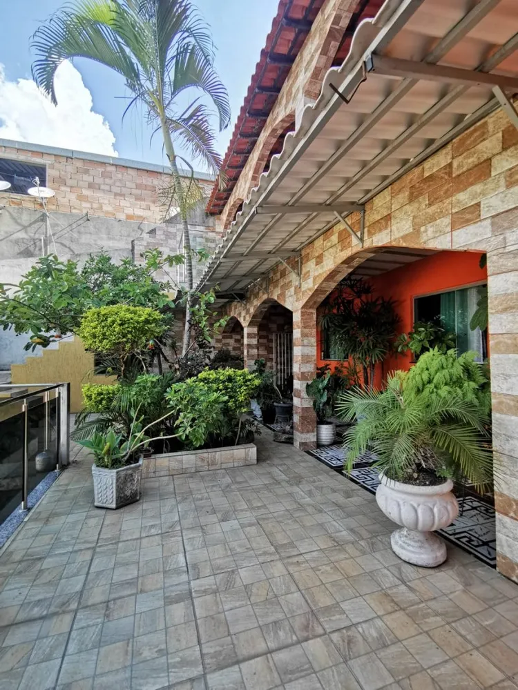 Casa, 7 quartos, 341 m² - Foto 1