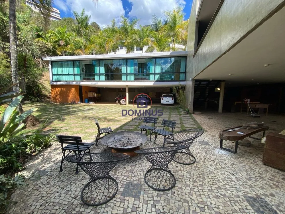 Casa, 4 quartos, 500 m² - Foto 1