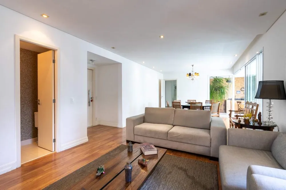 Apartamento, 3 quartos, 161 m² - Foto 1