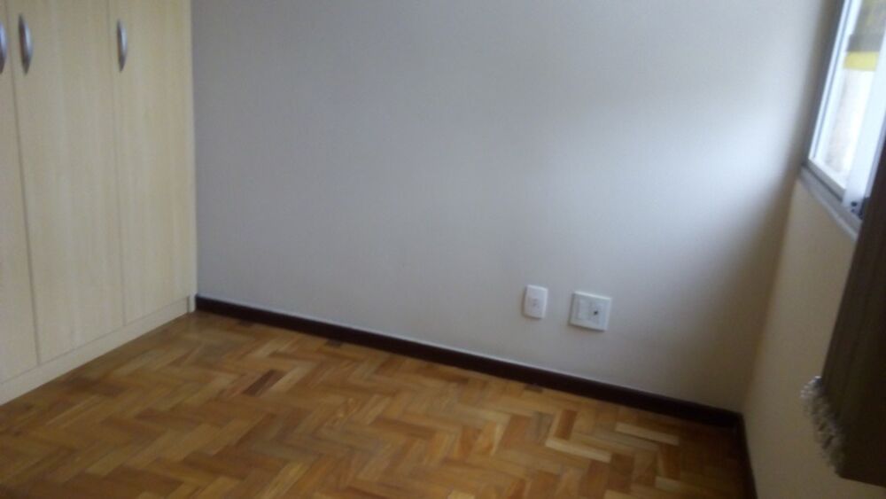 Apartamento à venda com 3 quartos, 105m² - Foto 4