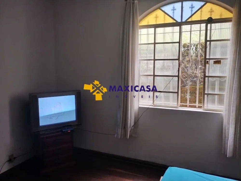 Casa, 4 quartos, 360 m² - Foto 2