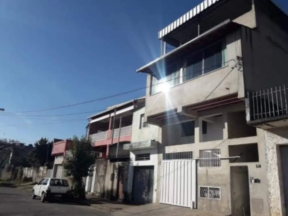Casa, 3 quartos, 180 m² - Foto 1