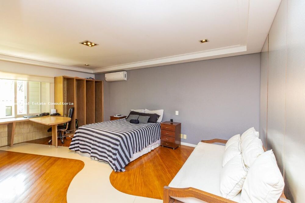Casa à venda com 4 quartos, 900m² - Foto 10