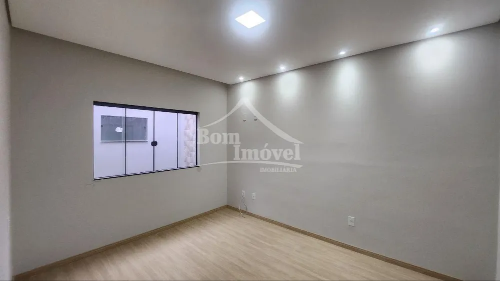 Casa, 3 quartos, 250 m² - Foto 11