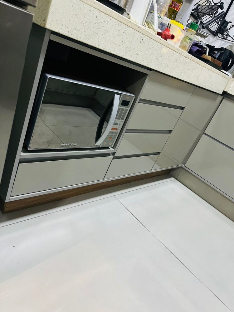 Casa à venda com 3 quartos, 250m² - Foto 2