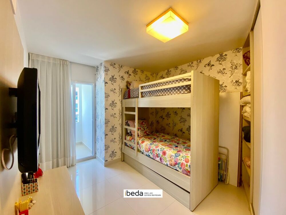 Apartamento à venda com 3 quartos, 157m² - Foto 3