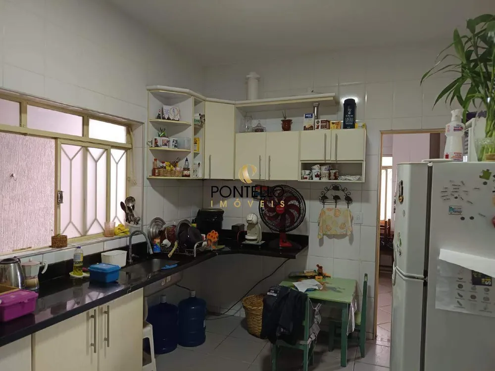 Casa, 6 quartos, 172 m² - Foto 6