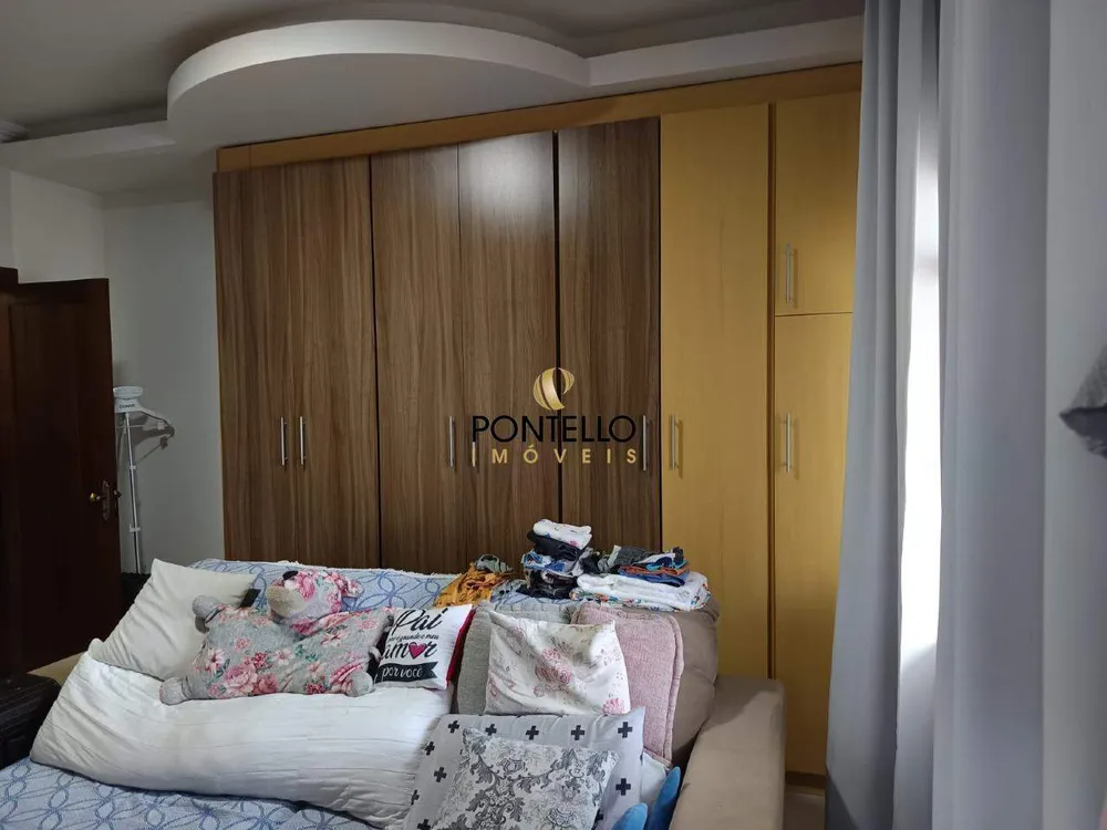 Casa, 6 quartos, 172 m² - Foto 3