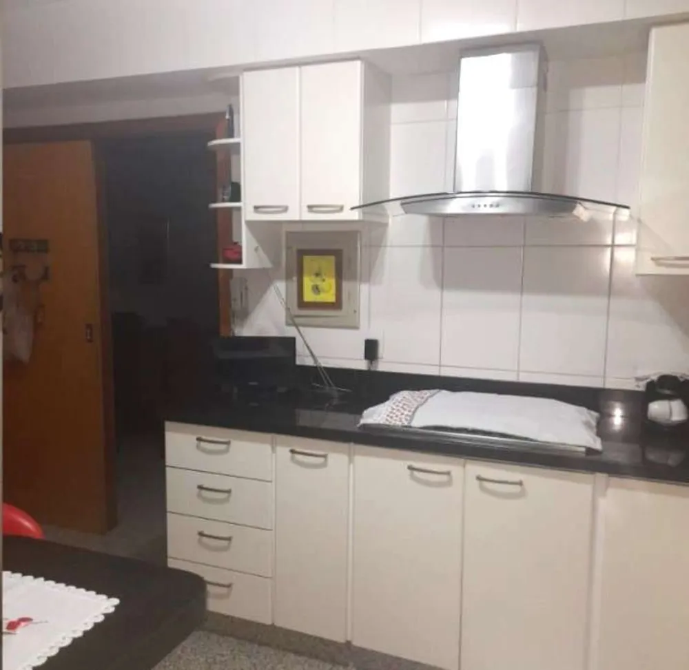 Cobertura, 3 quartos, 265 m² - Foto 2