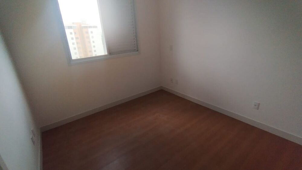 Apartamento à venda com 4 quartos, 113m² - Foto 11