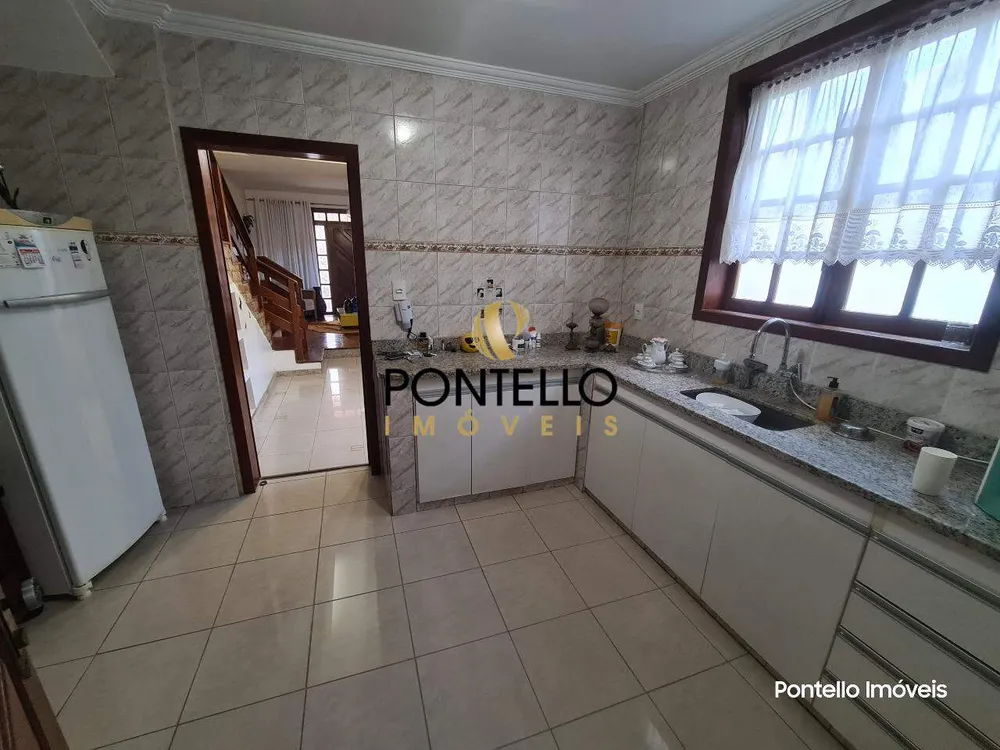 Casa, 3 quartos, 329 m² - Foto 3