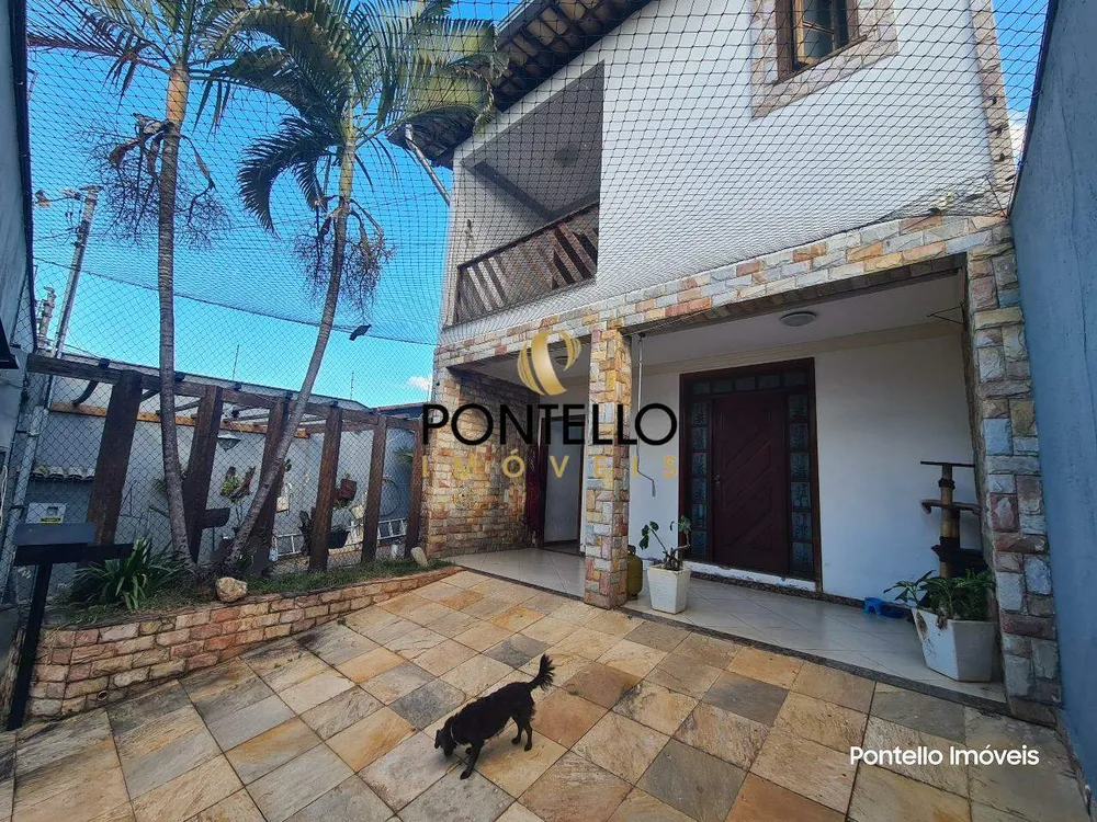 Casa, 3 quartos, 329 m² - Foto 1