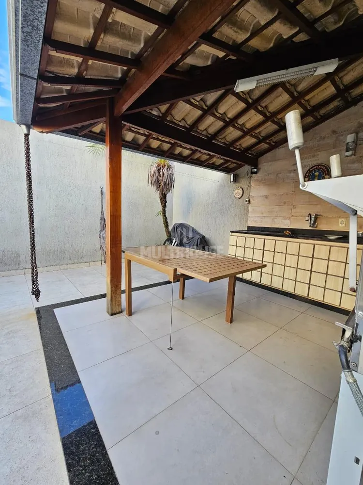 Casa, 3 quartos, 238 m² - Foto 5