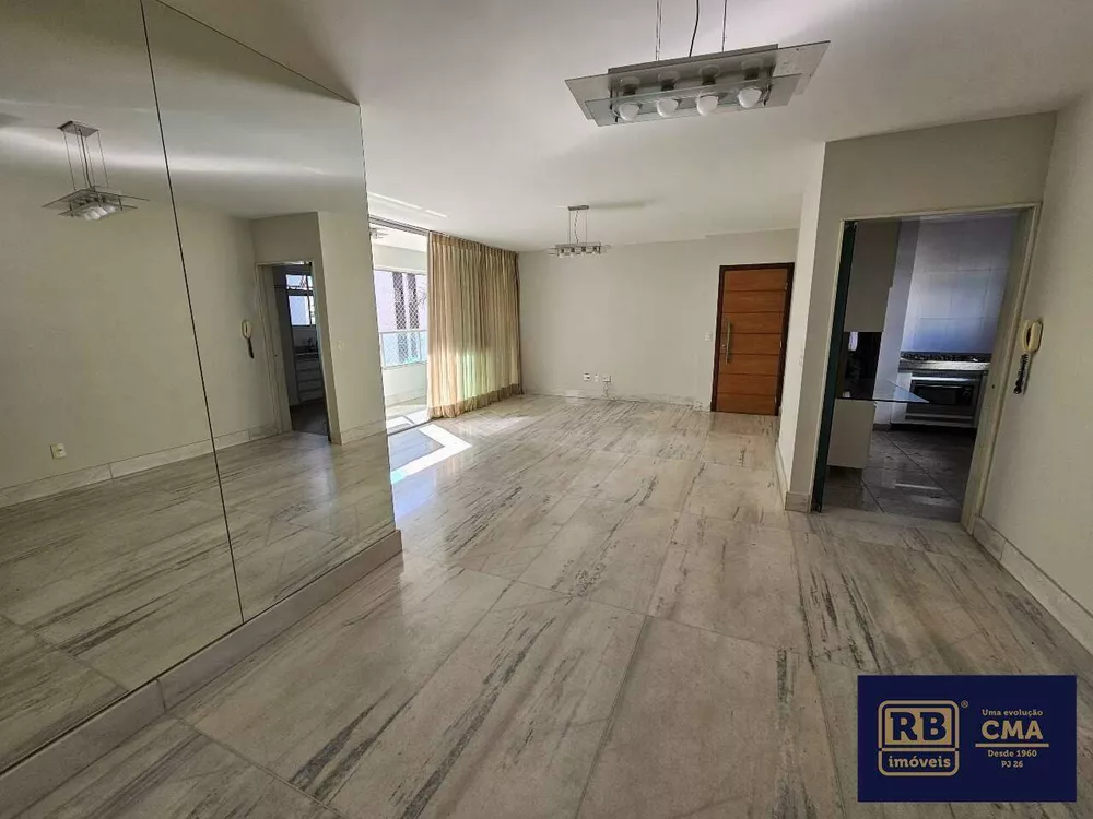 Apartamento à venda com 4 quartos, 158m² - Foto 1