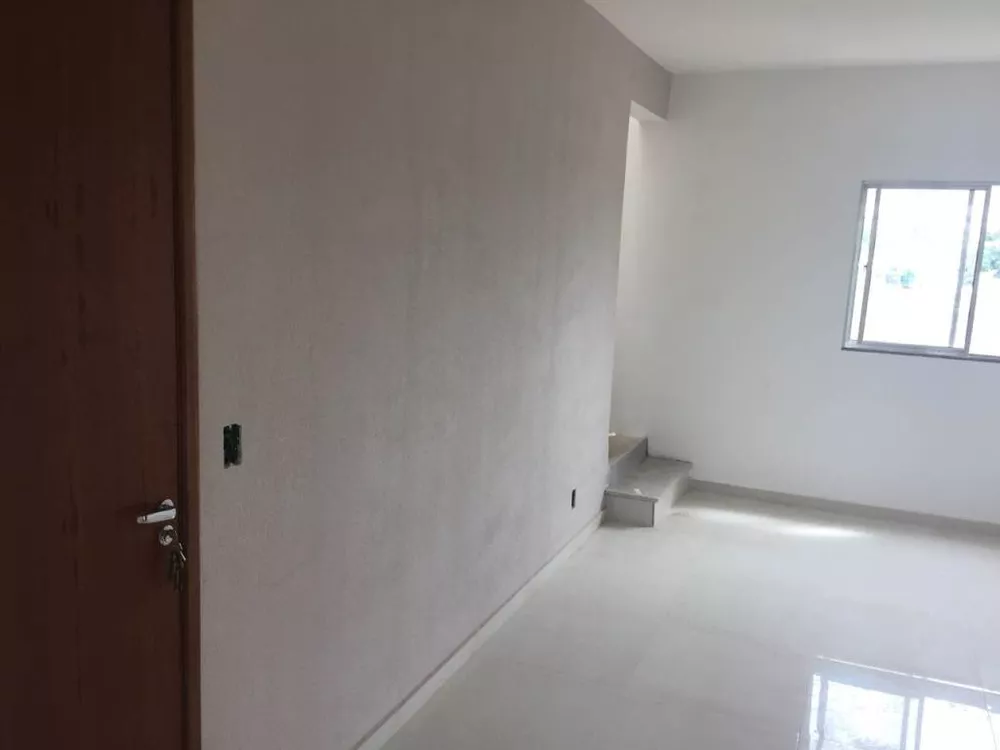 Apartamento à venda com 2 quartos, 106m² - Foto 4