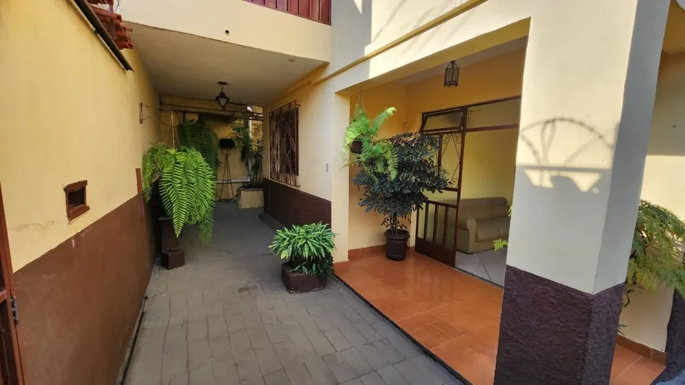 Casa, 8 quartos, 354 m² - Foto 1