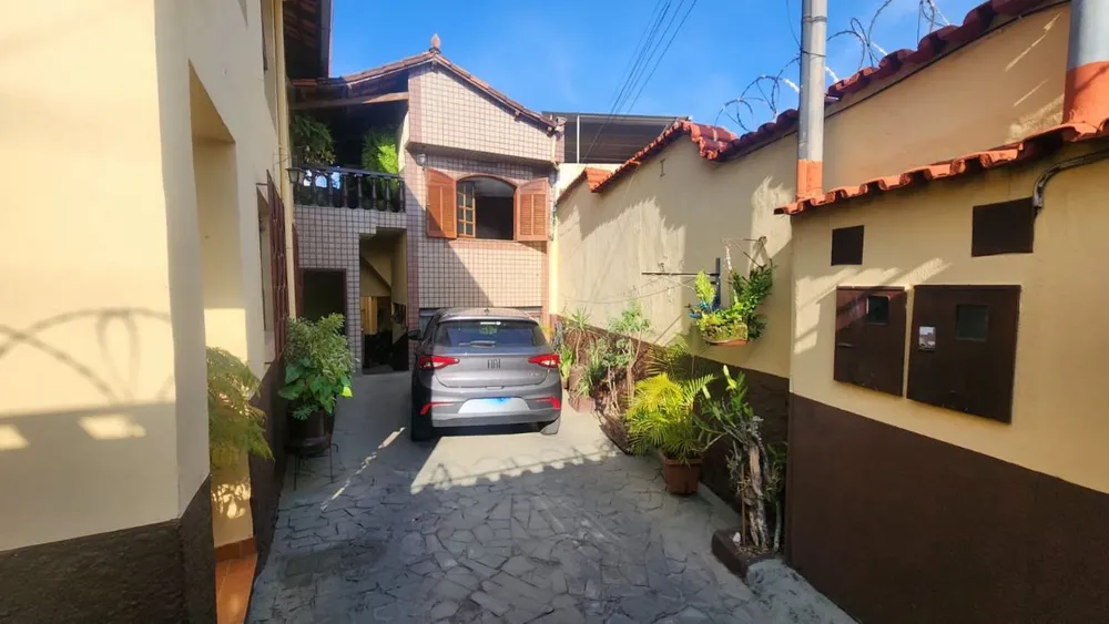 Casa, 8 quartos, 354 m² - Foto 3