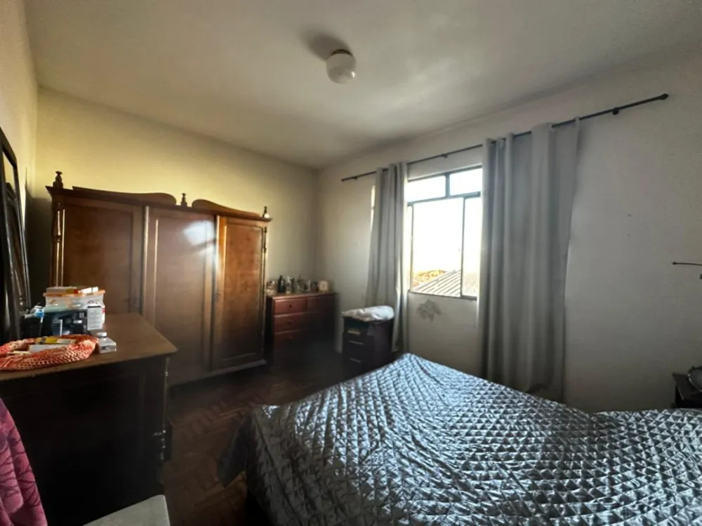 Casa, 5 quartos, 352 m² - Foto 3