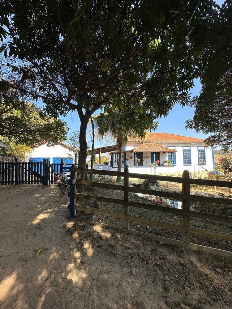 Fazenda à venda com 7 quartos, 450000m² - Foto 2