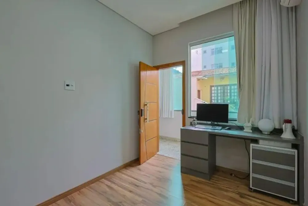 Casa, 4 quartos, 280 m² - Foto 18