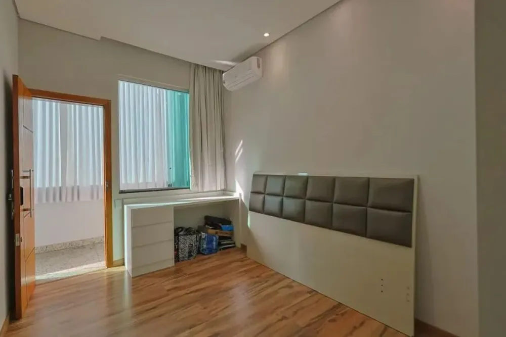 Casa, 4 quartos, 280 m² - Foto 11