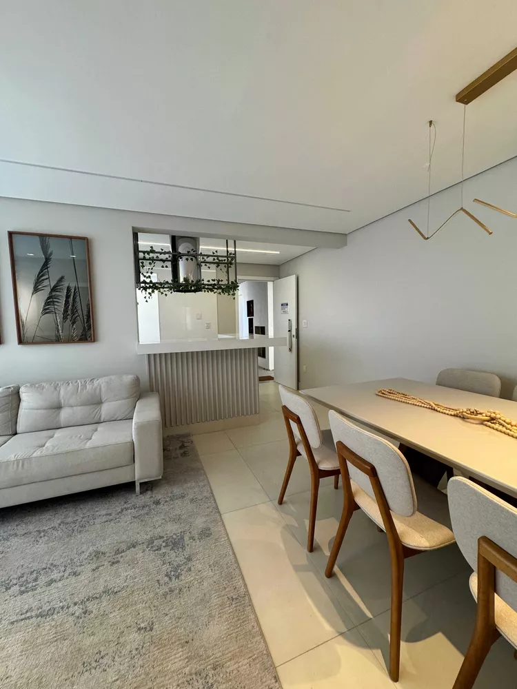 Apartamento à venda com 3 quartos, 183m² - Foto 11