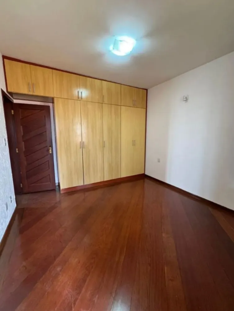 Casa, 5 quartos, 420 m² - Foto 3