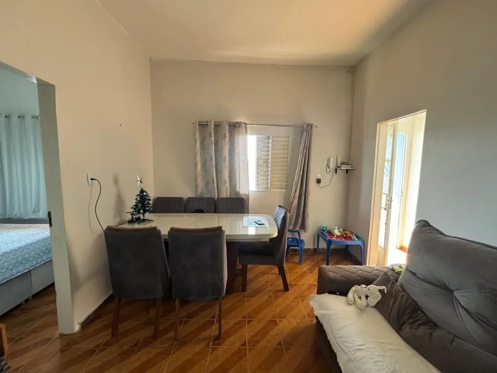 Casa, 2 quartos, 180 m² - Foto 2