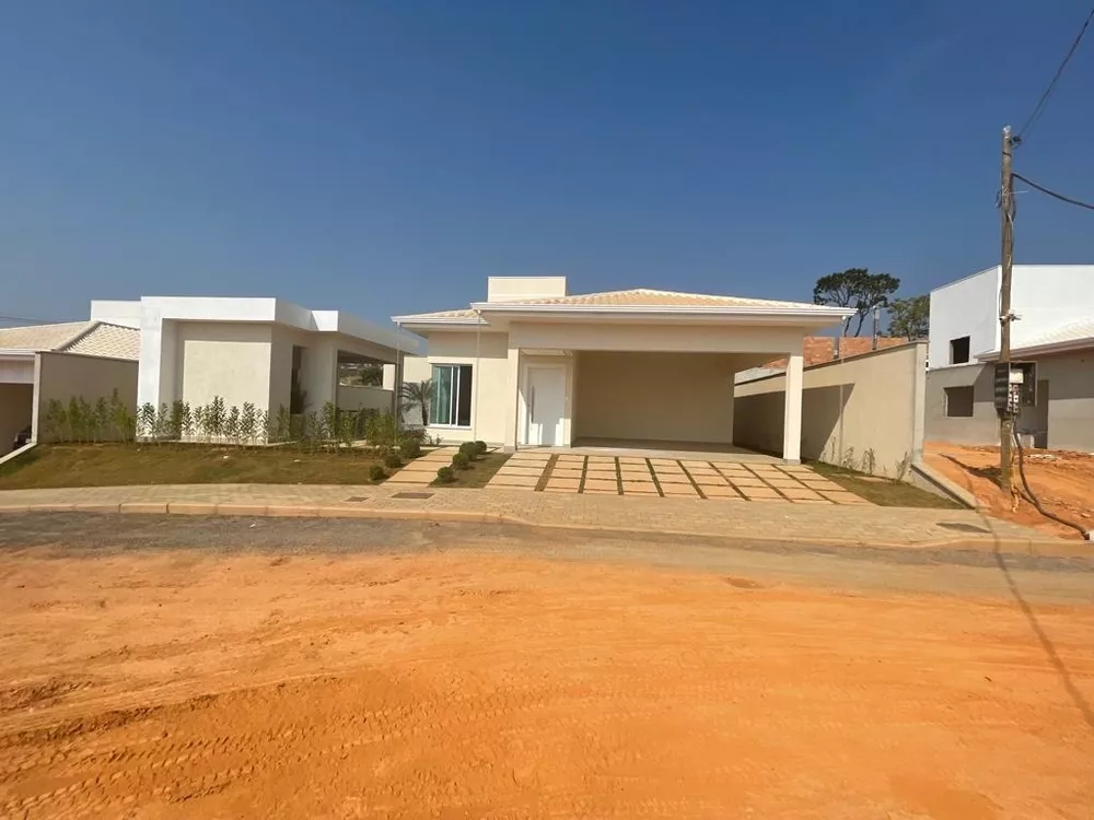 Casa à venda com 3 quartos, 366m² - Foto 4