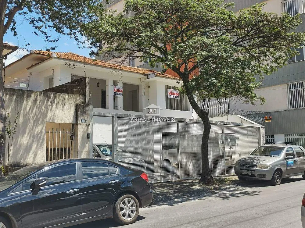 Casa, 4 quartos, 200 m² - Foto 1