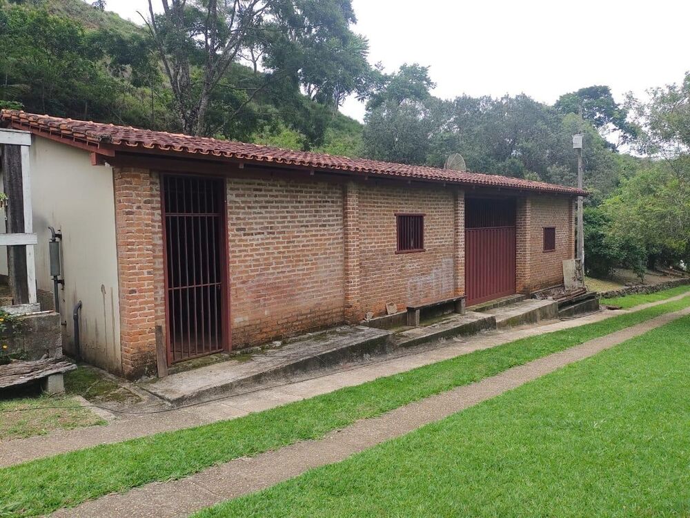 Sítio à venda com 4 quartos, 258961m² - Foto 4