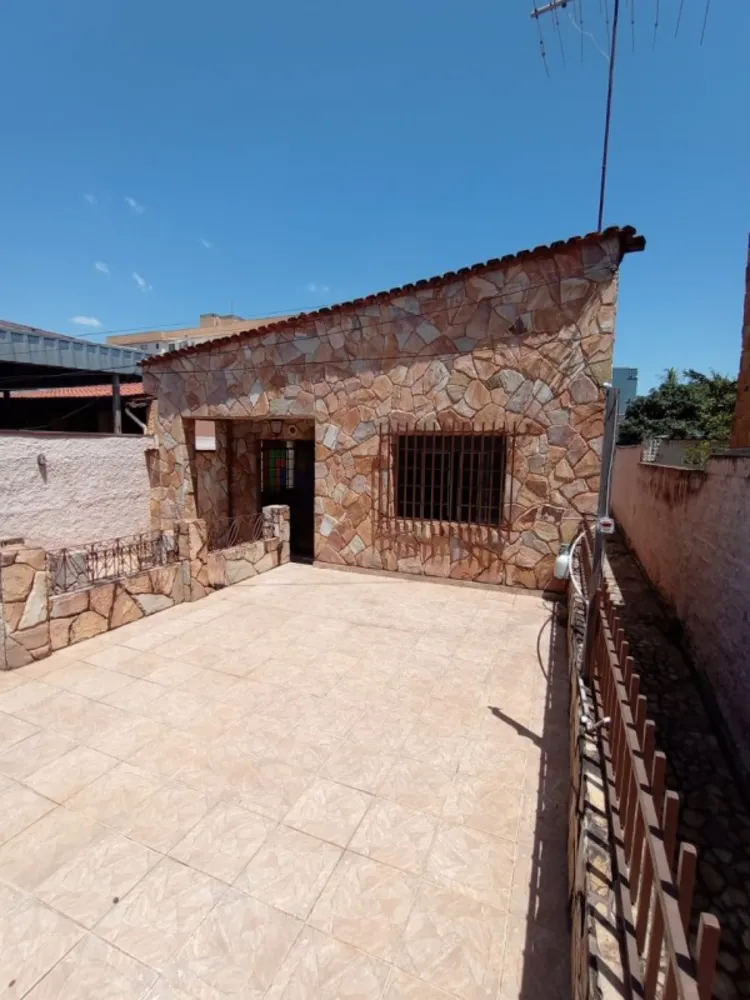 Casa, 3 quartos, 275 m² - Foto 2