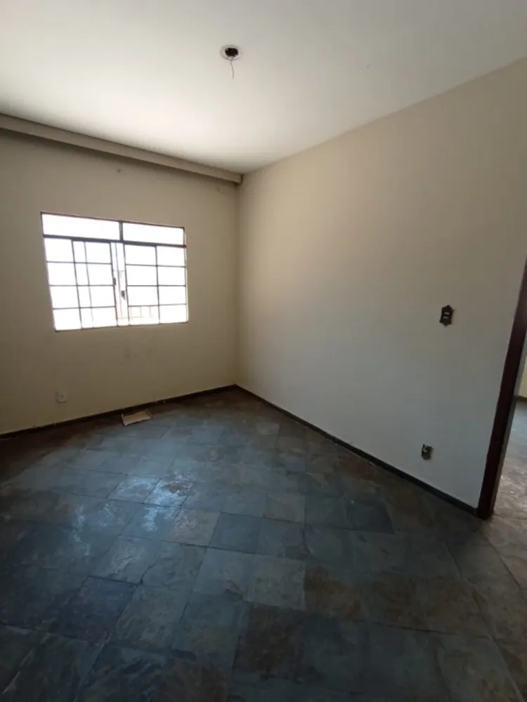 Casa, 3 quartos, 275 m² - Foto 11