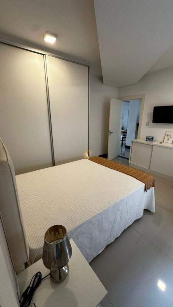 Casa à venda com 3 quartos, 240m² - Foto 6