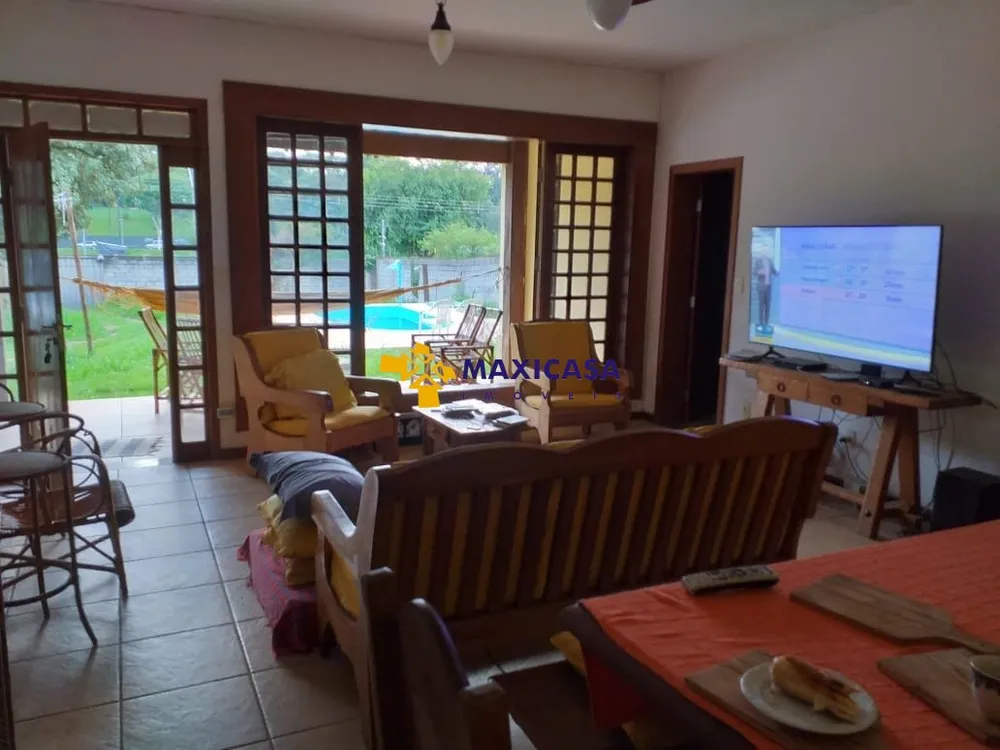 Casa, 4 quartos, 220 m² - Foto 2