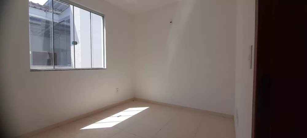 Apartamento à venda com 2 quartos, 64m² - Foto 12