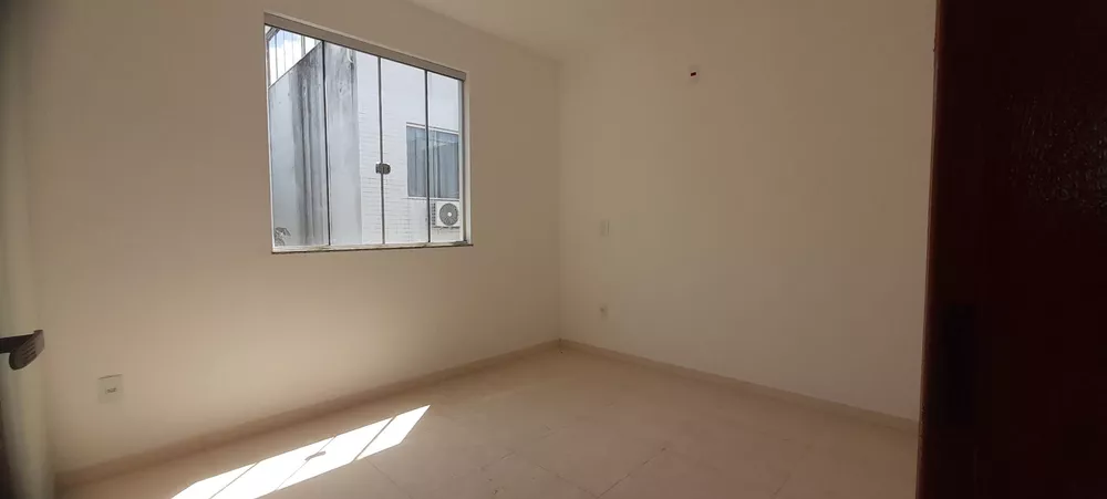 Apartamento à venda com 2 quartos, 64m² - Foto 11