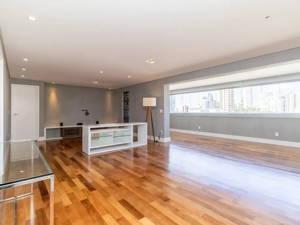 Apartamento, 3 quartos, 172 m² - Foto 1