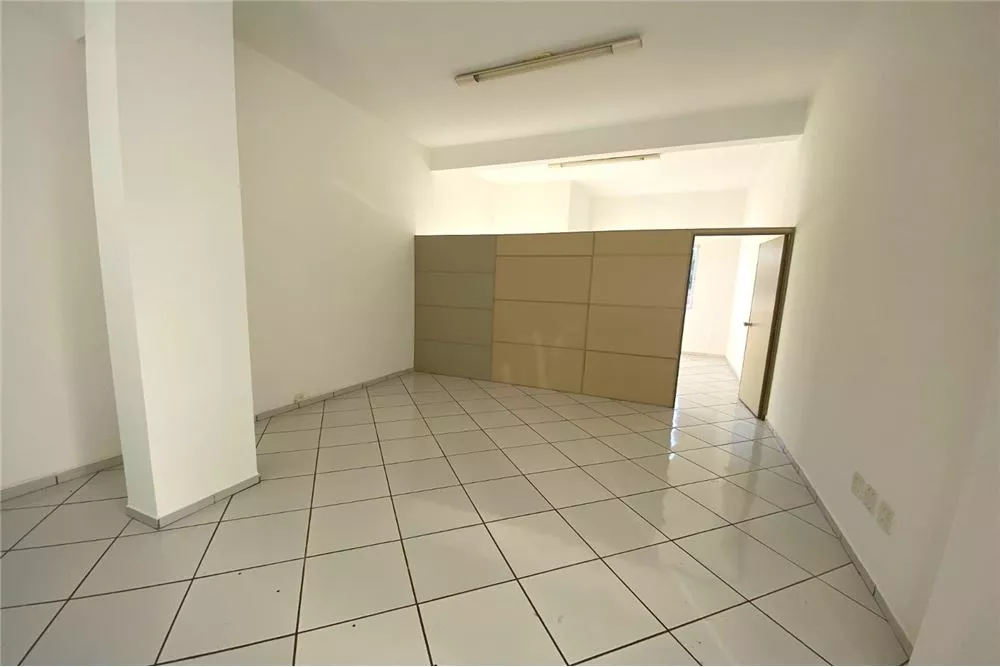 Loja-Salão à venda, 118m² - Foto 1