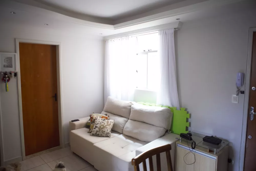 Apartamento à venda com 2 quartos, 48m² - Foto 2